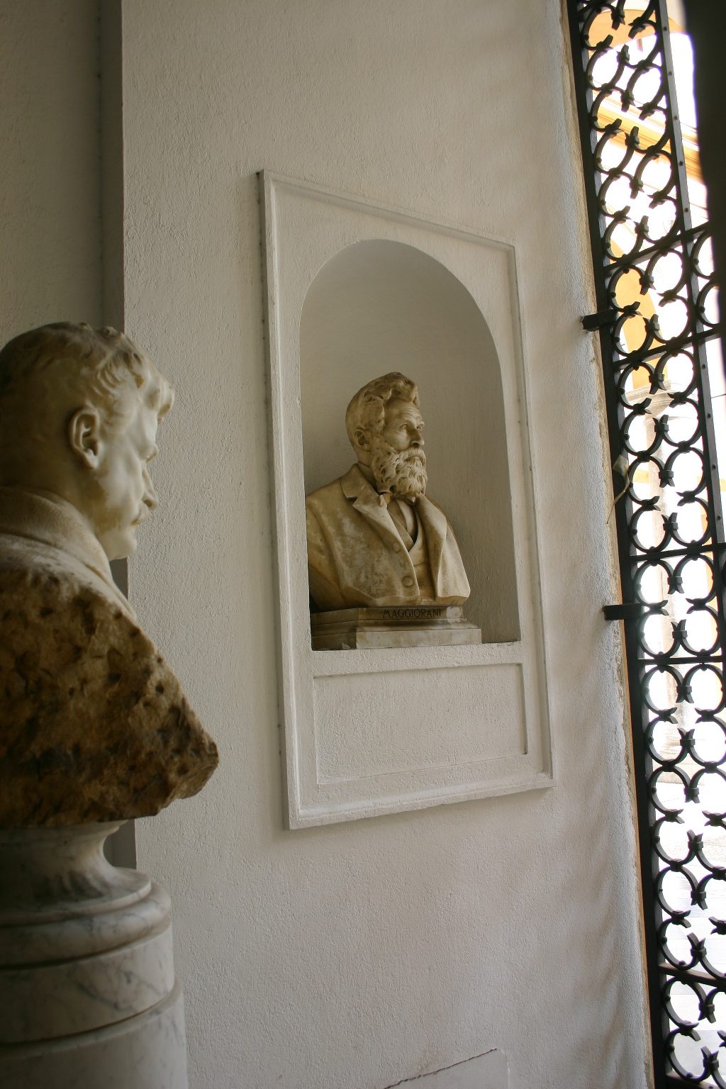 Carlo Maggiorani's bust, Palermo - 01.JPG